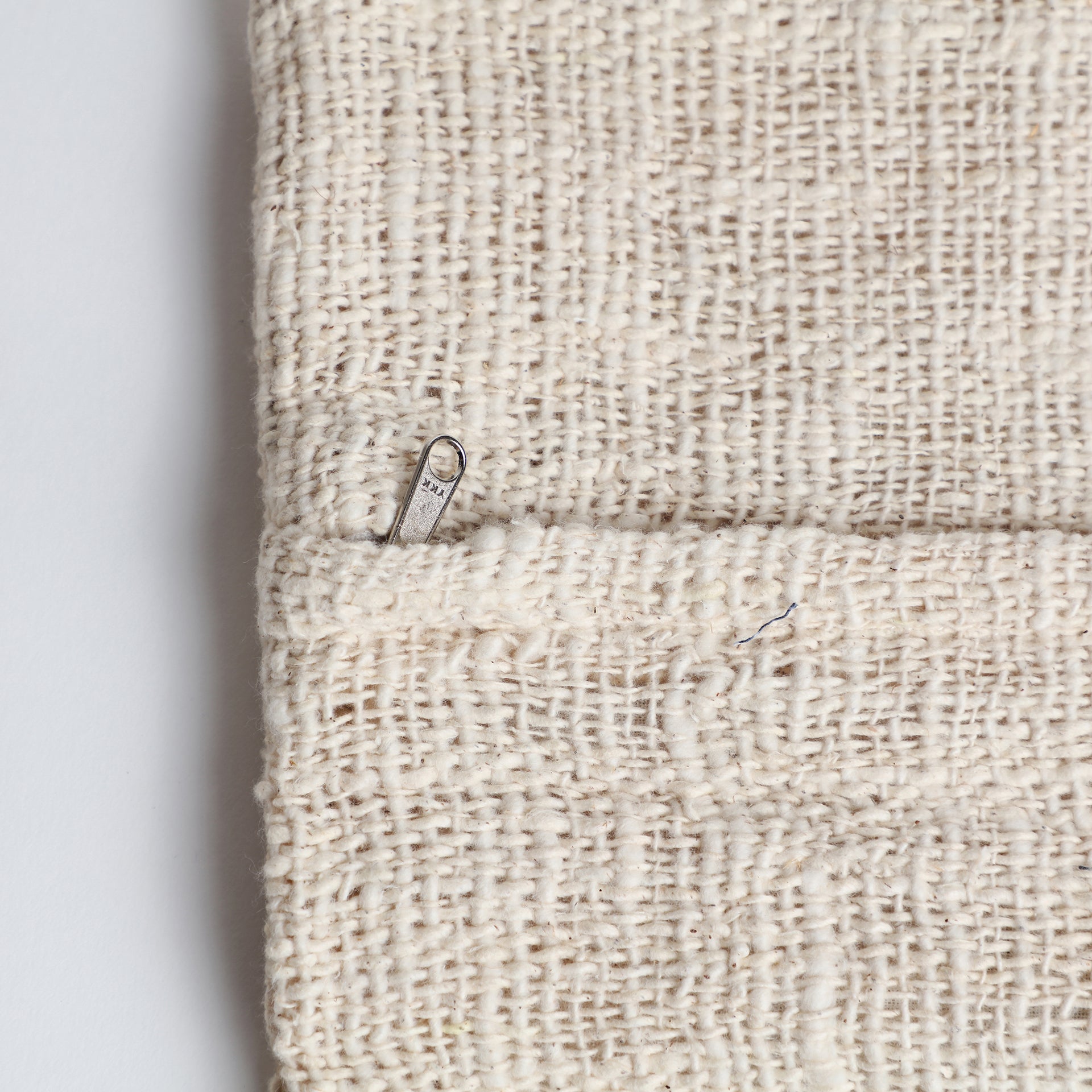 CLANCY CUSHION